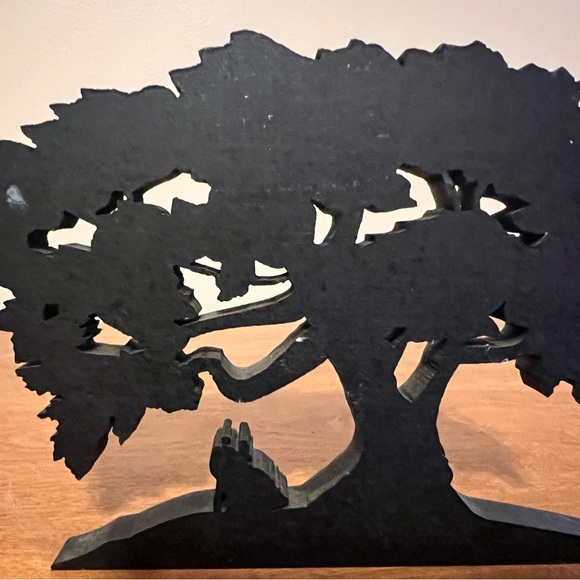 Sheila’s Shelf Sitters, Charleston, NY, Tree - Picture 5 of 8